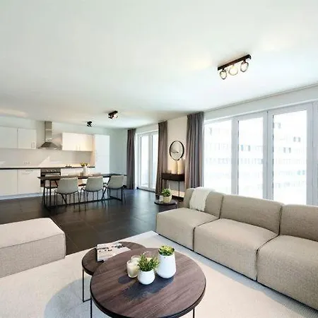 Modern White Haven Retreat ベッド・アンド・ブレックファスト リエージュ